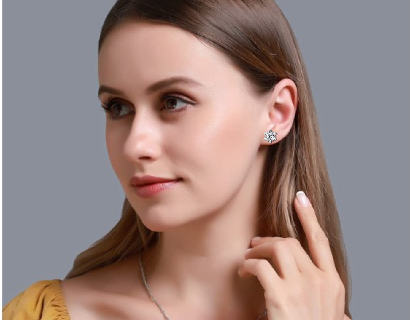 Classic Round Halo Studs.