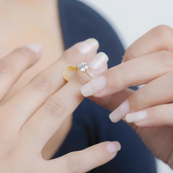 Sparkling Solitaire Diamond Ring
