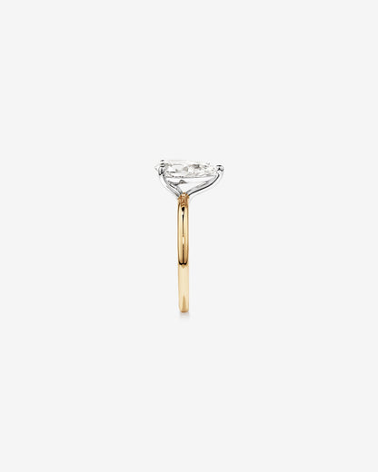 Pear Cut Engagement Ring
