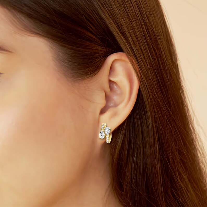 Pear Diamond Hoops Earring.